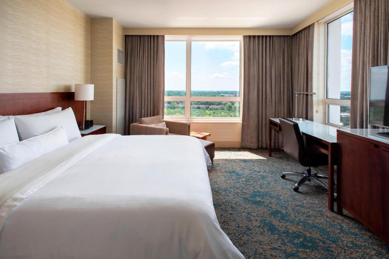 The Westin Chicago North Shore Wheeling Экстерьер фото
