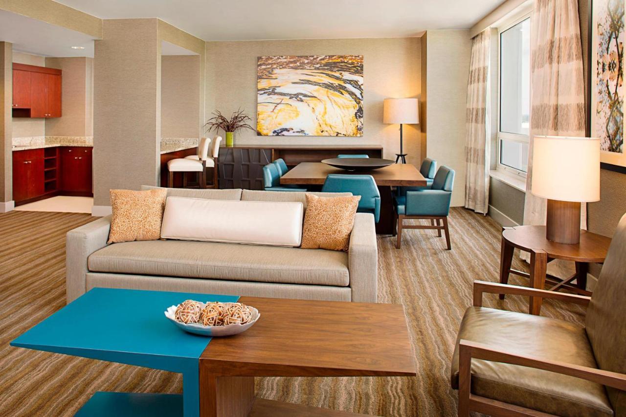 The Westin Chicago North Shore Wheeling Экстерьер фото