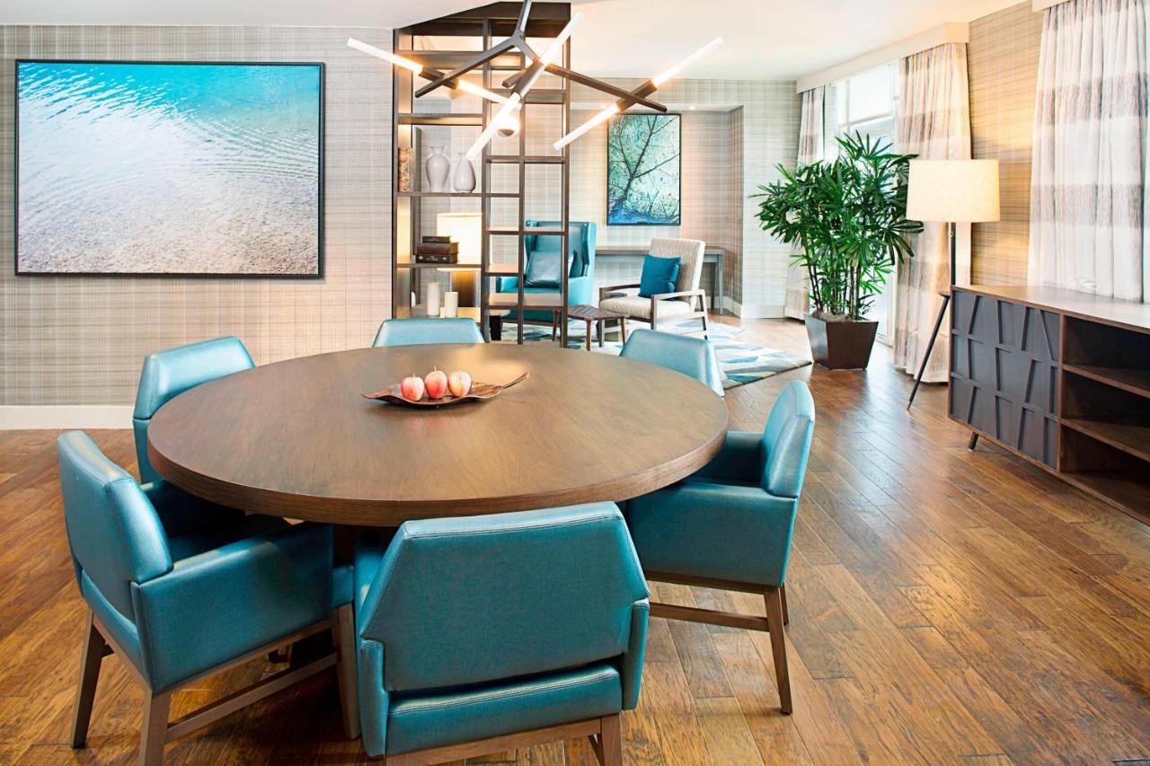 The Westin Chicago North Shore Wheeling Экстерьер фото