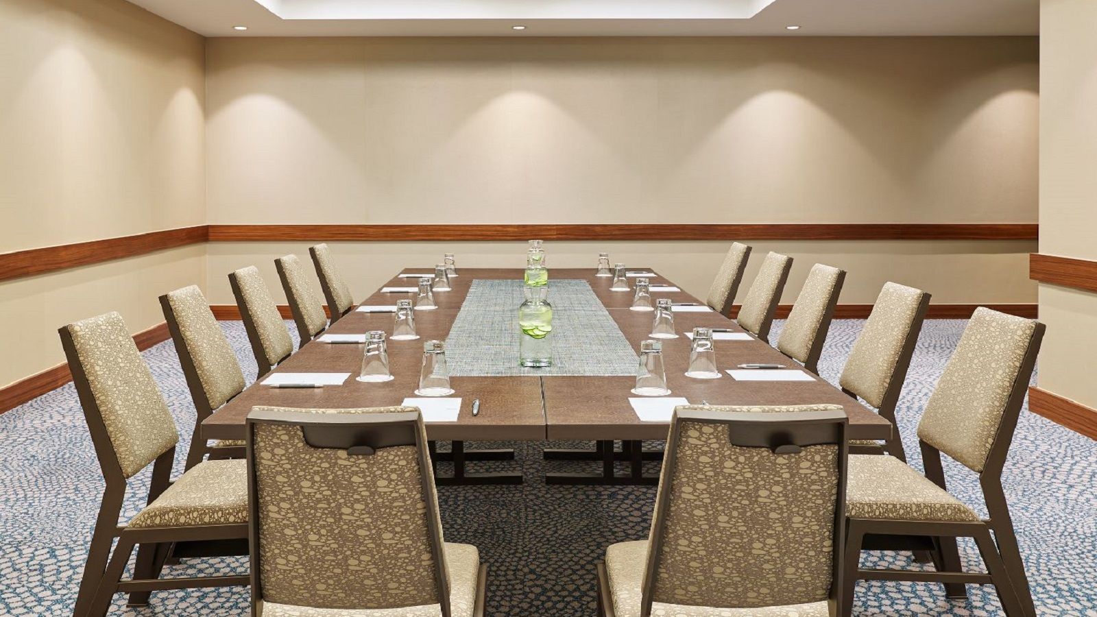 The Westin Chicago North Shore Wheeling Бизнес фото
